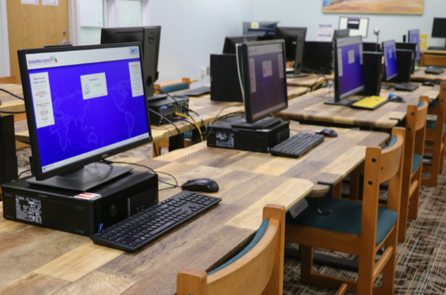 Photo of multiple computers available for public use at Southwest Library